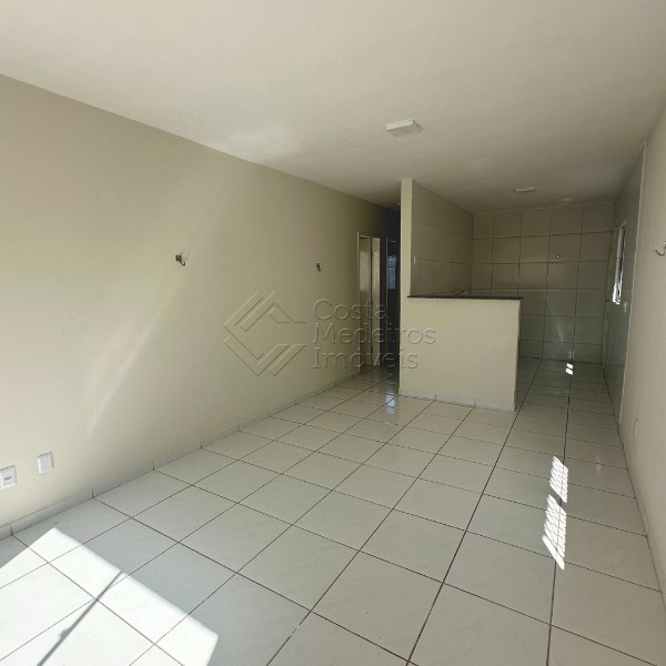 Casa à Venda em São Gonçalo do Amarante/RN - 2 Quartos, Ótima Localização!