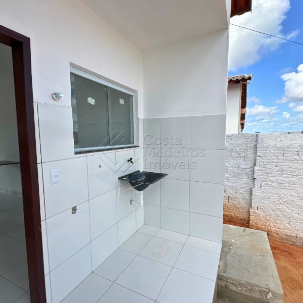 Casa à Venda no Jardim Botânico – 2 Quartos (1 Suíte)