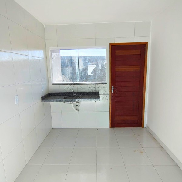 Casa à Venda no Solares de Extremoz — 2 Quartos com Suíte e Garagem